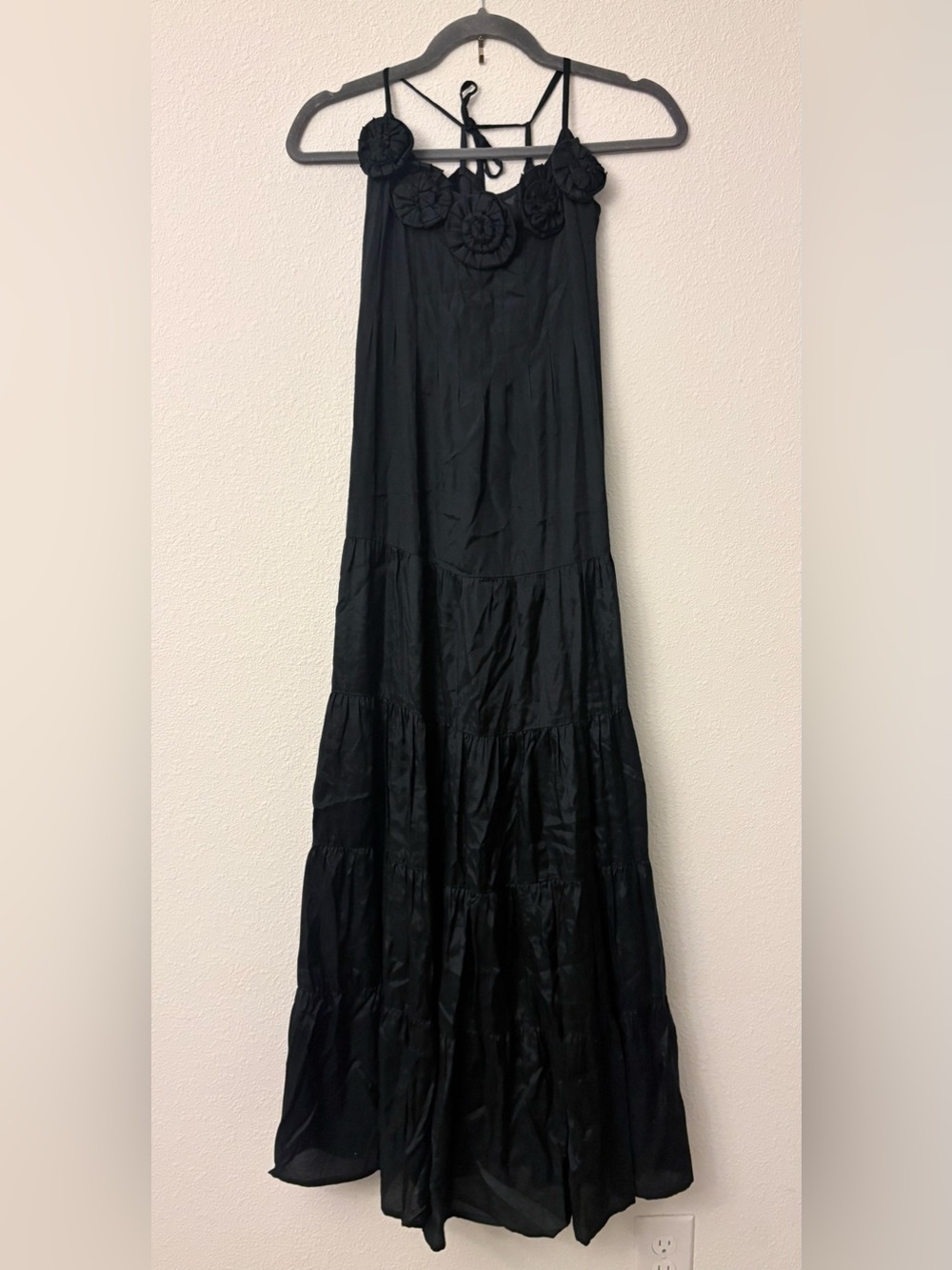 Vintage Newport News 100% Rayon Black Maxi Dress with Floral Trim - Picture 2 of 7